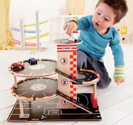 Garage multipiano in legno